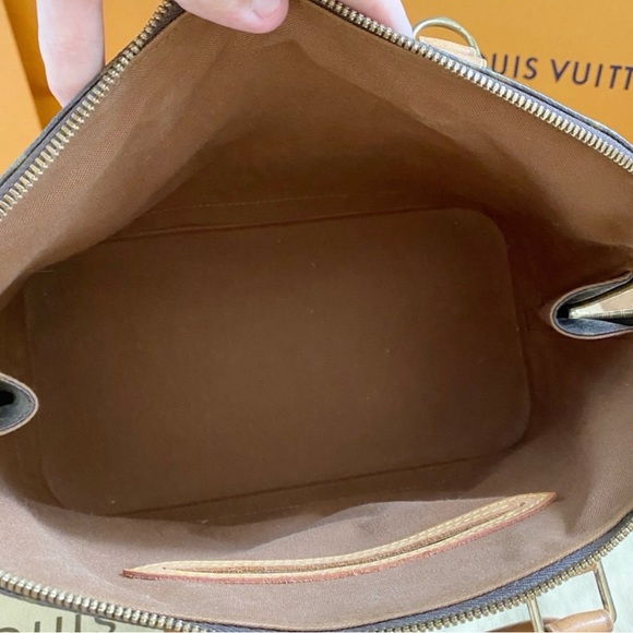 💞ALMA💞Authentic Louis Vuitton Monogram Hand Bag! - Picture 2 of 10